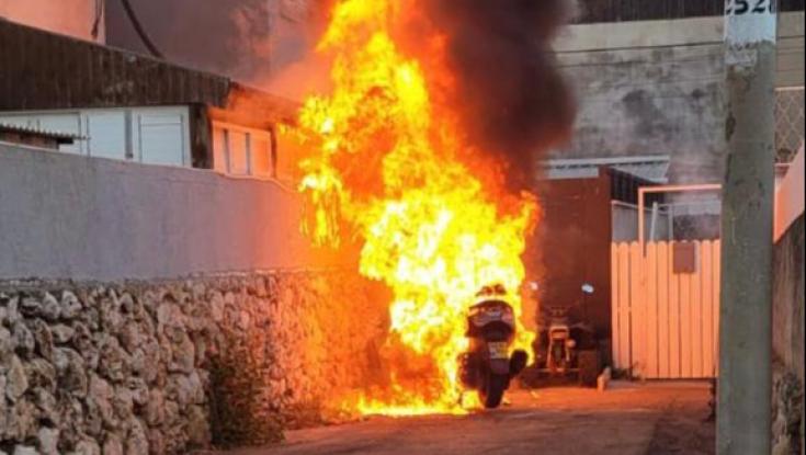 בת 90 נתקעה בביתה בעקבות שריפה כך עובדי האשפה הצילו אותה
