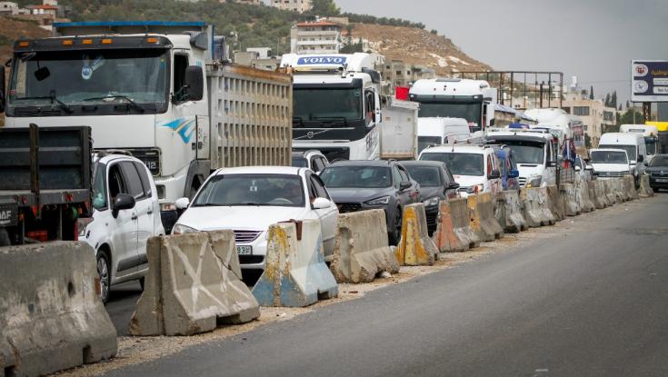 בגלל זריקת אבנים: ציר חווארה נסגר לפלשתינים למשך שלוש שעות