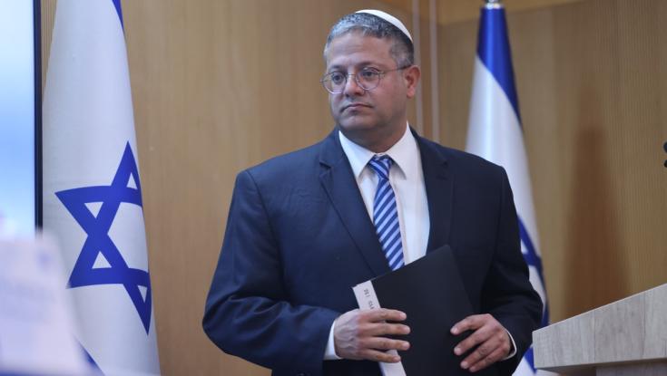 העיתונאי הסרוג נגד בן גביר: "בכייה לדורות"