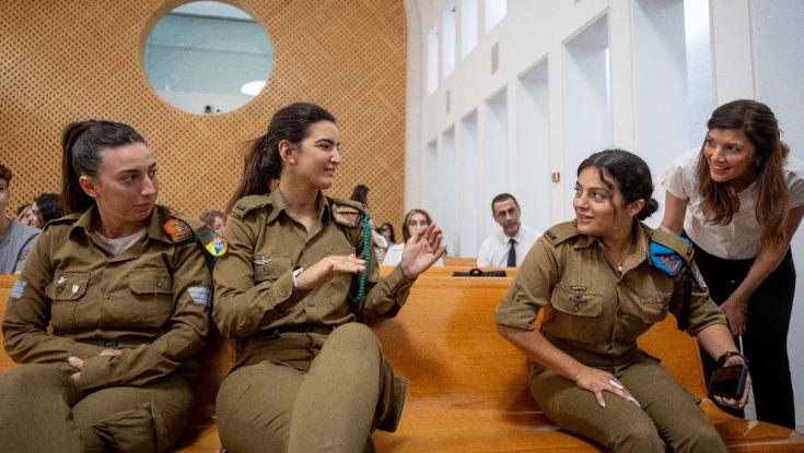 בג"ץ הציב למדינה חודשיים: למה לא יגויסו נשים לשיריון?