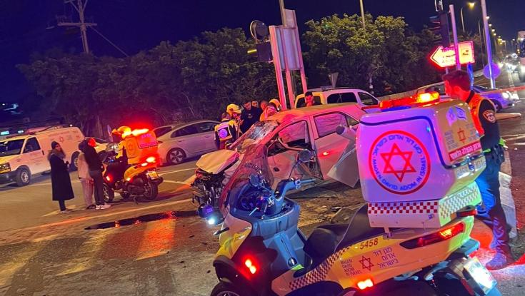 תוך 6 דקות: הרוג והרוגה בשתי תאונות דרכים