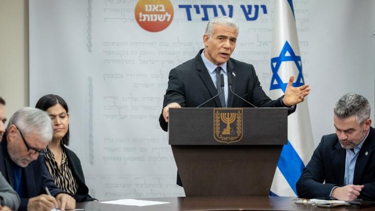 "איימן עודה ואחמד טיבי עובדים עם הליכוד מלא מלא"