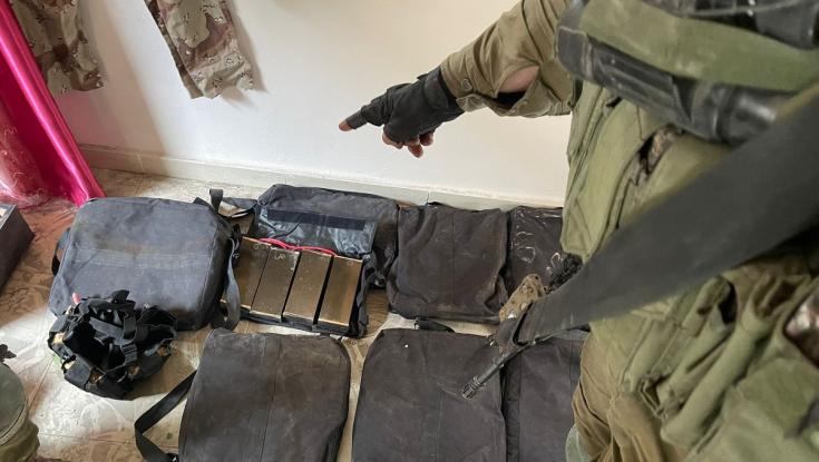 נשק מותאם לילדים: זה מה שמצאו הכוחות צמוד לבית ספר בעזה