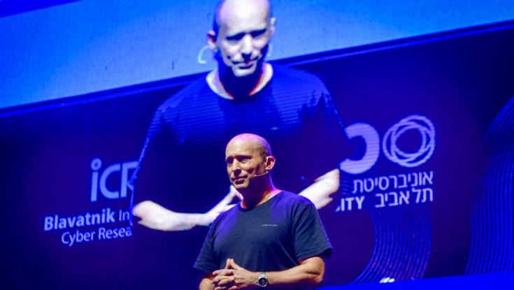 ח"כ באופוזיציה והסוקר של ערוץ 14: המפנה הפוליטי של בנט
