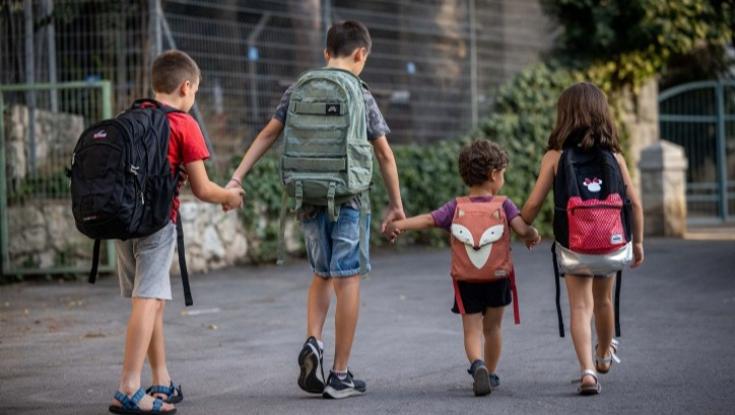 מכשירי דמה ומחשבונים: כך התלמידים יעקפו את האיסור על שימוש בסמארטפון