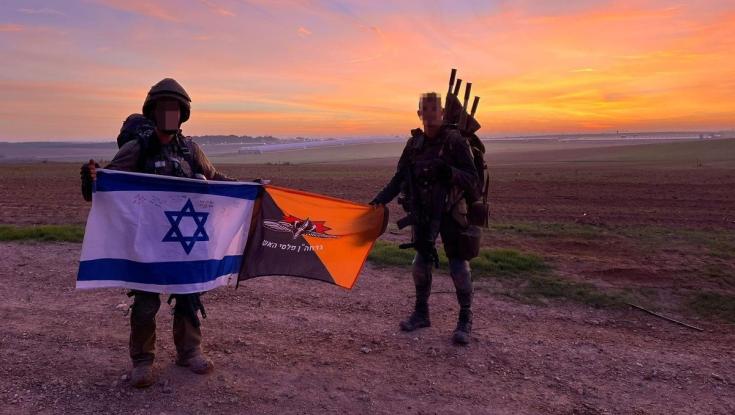 האחראי לקשר בין הלוחמים בעזה למשפחות מסביר - כך מעדכנים בלייב מהשטח