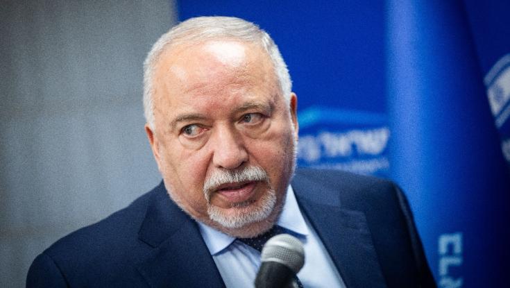 ליברמן נגד אחים לנשק: "זה מחזק את נתניהו ותומכיו"