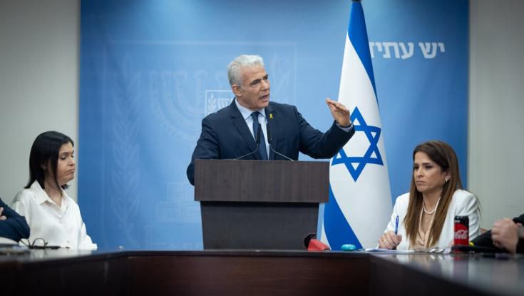סקר חדש: ארבע מפלגות צמודות לאחוז החסימה - לפיד מתחיל לנסוק