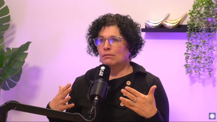 "אם אתם בזוגיות ממש חשוב לפתוח את זה ולדבר על כסף"