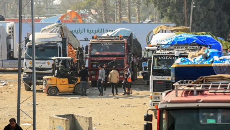נתניהו יודיע לשרים: כמות הקמח שתיכנס לעזה תספיק לכמה חודשים