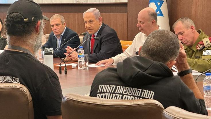 לאחר דברי נתניהו: התגובה החריפה של מטה משפחות החטופים
