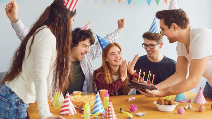 ערב פנויים-פנויות: דניאל ארגן לעצמו מתנת יום הולדת מפתיעה לגיל 30
