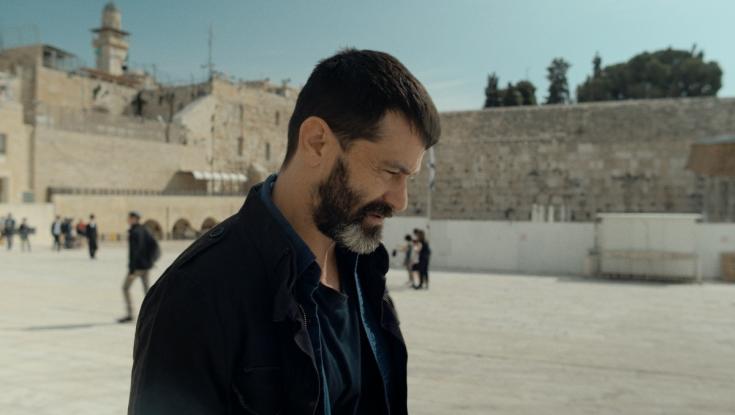 גם אם אני מעבירה ערוץ, יהודה לוי עדיין נמצא שם