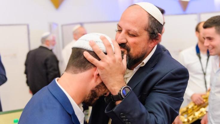 "הוא אמר לי שנפל תלמיד מהישיבה שלי. שאלתי אותו רק שאלה אחת - 'זה אורי?'"