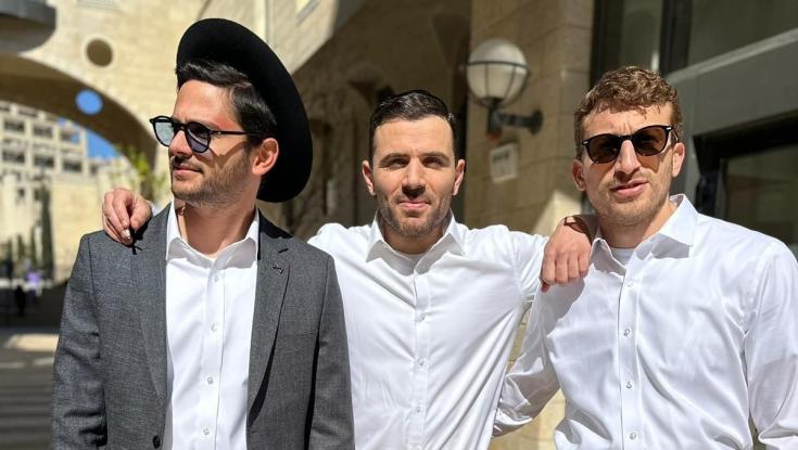 כוכב "שבאבניקים" שיתף: ככה זה כשאתה רואה משחק עם חברים מהישיבה