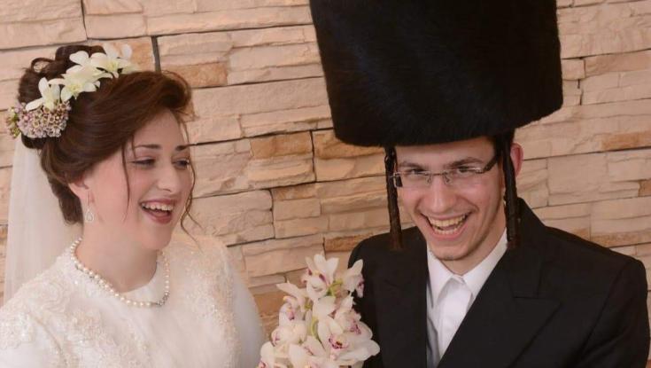 החרדית שכבשה את האינסטגרם חשפה תמונות מהחתונה: "נפגשנו פעמיים והתארסנו"