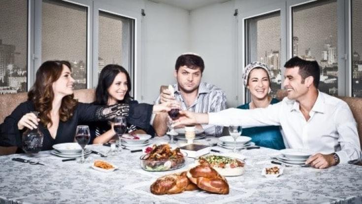 17 שנה אחרי "סרוגים" - עמוס תמם חוזר לכיפה הסרוגה