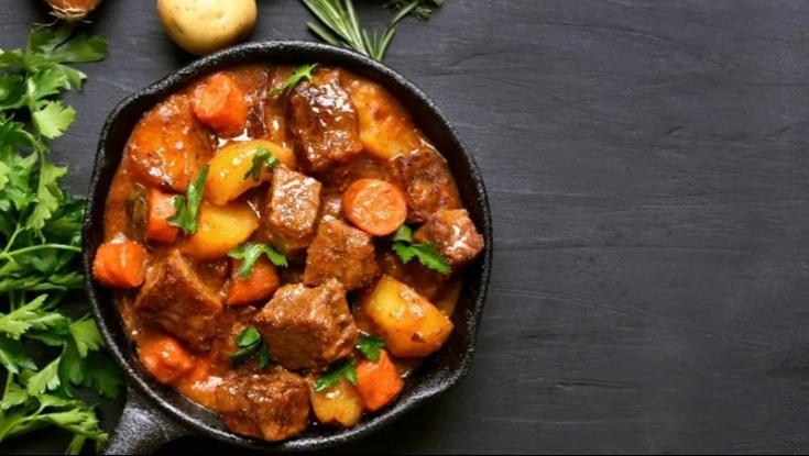 במשך שבוע האורחים שלי לא הפסיקו לדבר על הקדרה שהכנתי לשבת