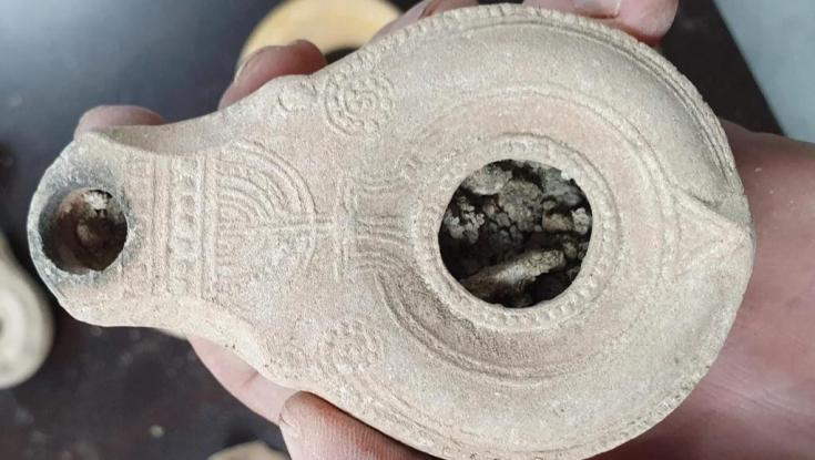 לאחר ההרס בסבסטיה: נמצאו פריטים ארכיאולוגיים גנובים