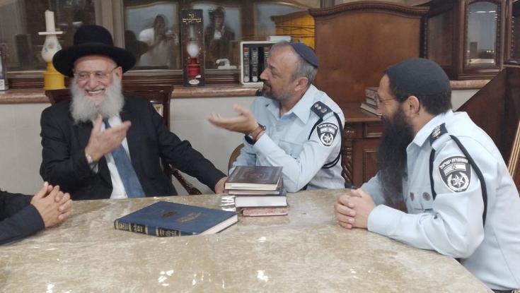 אלפים צפויים להגיע להילולת הצדיק: כך נערך רב המשטרה לאירוע