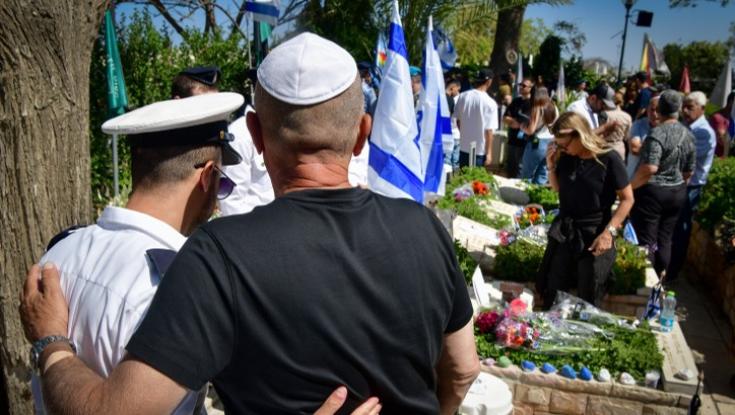 צפירת יום הזיכרון נשמעה ברחבי הארץ: החלו הטקסים