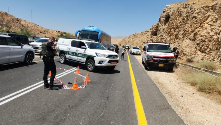 מחבלים פתחו באש על רכב עם ילדים קטנים - פיגוע ירי בבקעה