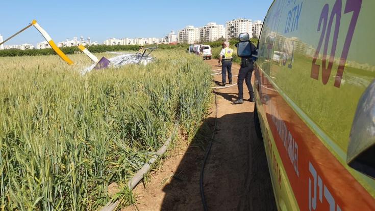 טרגדיה בשרון: בן 50 נהרג בהתרסקות מסוק ליד נתניה