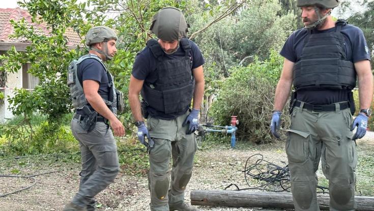 פגיעה ישירה של רקטה בחצר בית בישוב הדתי
