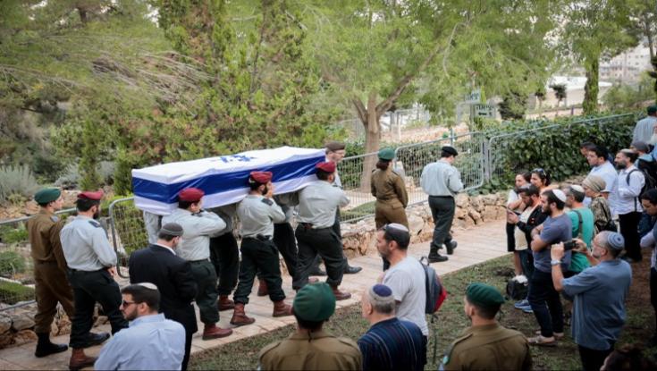 הסיוט של מנהלי בתי העלמין הצבאיים: "כל שעה וחצי הלוויה"