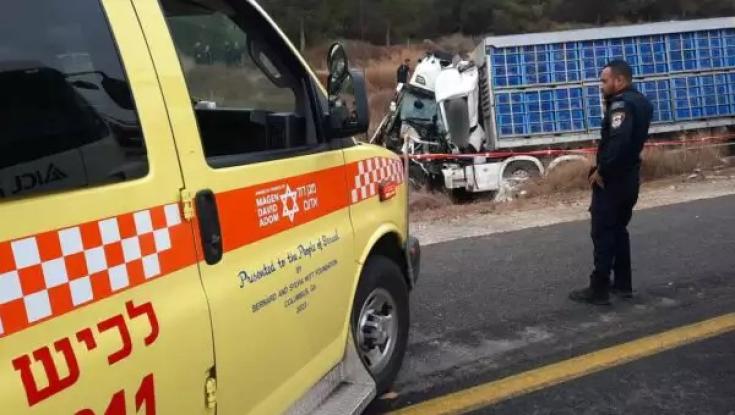 התאונה הקטלנית בכביש 6: נעצרו שני חשודים בביזת המשאית