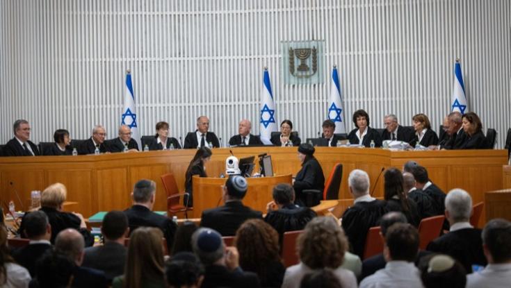 הדיון התקדימי בבג"צ נגד יריב לוין - השופט השמרן יחליף את ברון שתפרוש