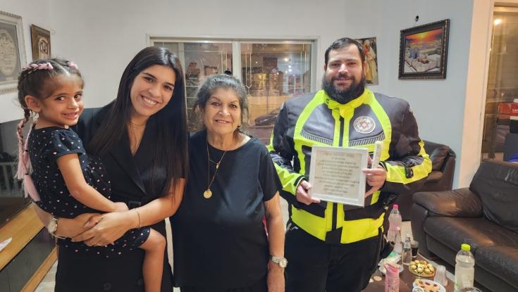 ילדה בת 4 לקתה בהתקף אלרגיה - חובש מד"א הציל אותה פעמיים