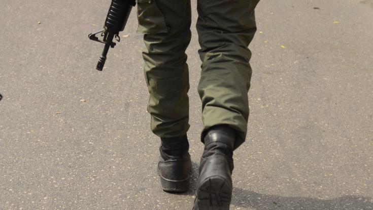 אירוע חריג מאוד בשכונה הירושלמית: חשוד שעקב אחרי חייל ופרץ לביתו על מנת לגנוב את הנשק