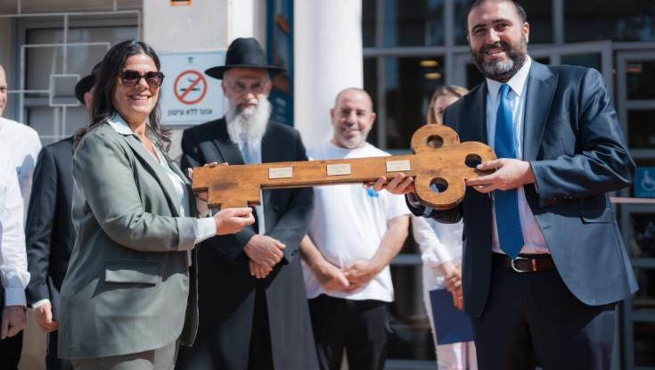 שר הפנים והבריאות משה ארבל הכריז על עיר חדשה במרכז