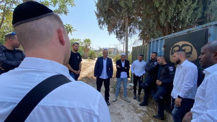 כמו סרט מתח: השוטרים התחפשו לחרדים כדי לתפוס מבוקשים - כך זה התבצע