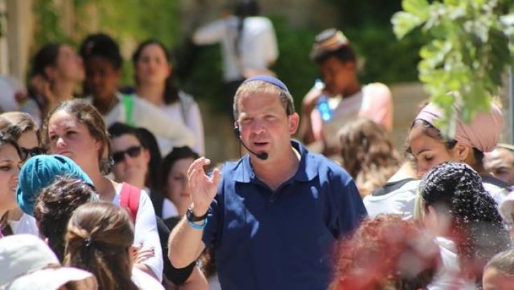 אלידע בר שאול זועק: משפחות שכולות נפגעו - זורים מלח על הפצעים שלהם