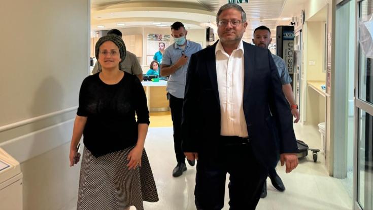 בן גביר השתחרר מבית החולים: "תודה לעשרות אלפי אזרחי ישראל שהתפללו לרפואתי"