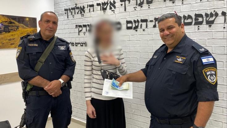 משמח: עשרת אלפים שקלים נגנבו מתיקה - המעגל נסגר מהר
