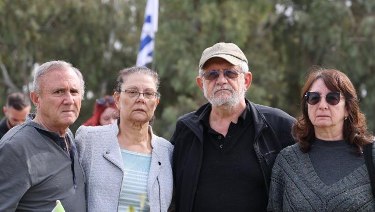 "יש המשכיות" - האם השכולה נטעה עץ המסמל תקווה בחניון רעים בו נרצח בנה