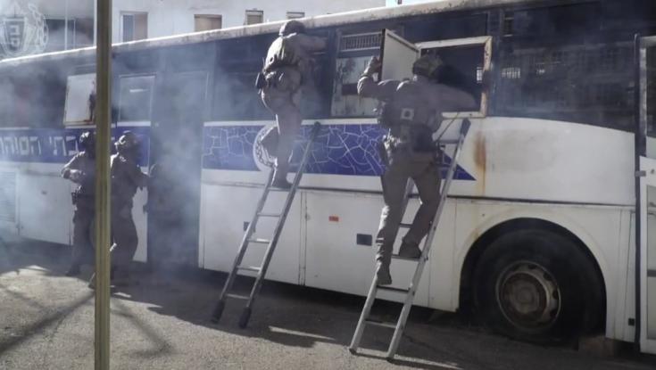 יחידה מיוחדת וכלבי תקיפה: כך נערכים בבתי הסוהר לרמדאן