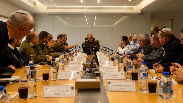 יממה לאחר מעצר הקטין מיצהר: אלוף הפיקוד נפגש עם ראשי רשויות ביו"ש