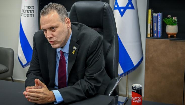 דיווח דרמטי: המשטרה טוענת כי יש בידיה ראיות למעשי שוחד של מיקי זוהר