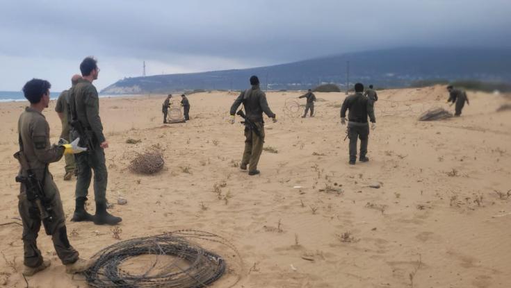 רשות הטבע והגנים בשיתוף פעולה עם צה"ל: הוסרו מכשולים מסוכנים בחוף