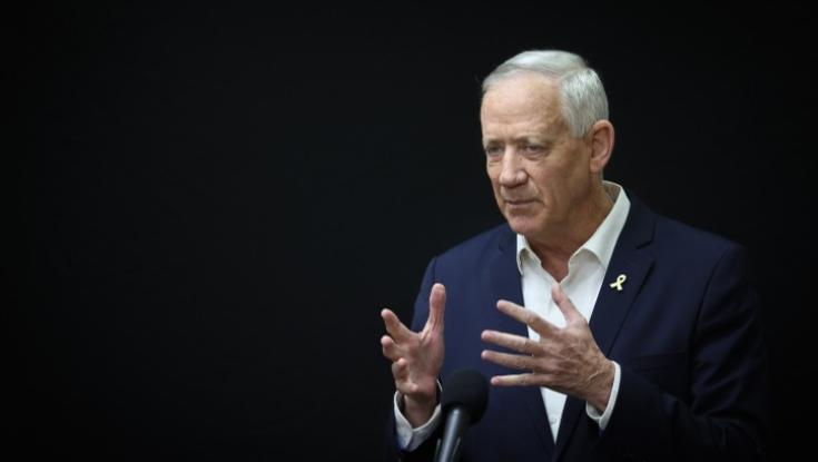גנץ דורש מנתניהו להקים ועדת חקירה ממלכתית לאירועי השבעה באוקטובר