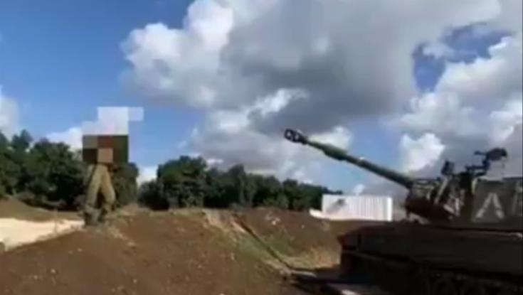 צפו בתיעוד: חיילת נעמדת לפני תותח ועפה מההדף