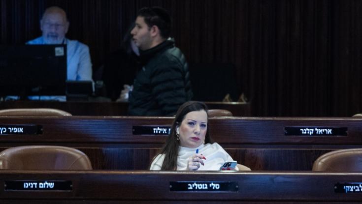 חוק הרבנים: אחרי ההתנגדות החריפה - טלי גוטליב מתקפלת
