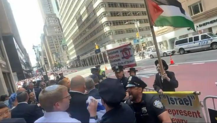 האנטישמיות מתגברת: מפגינים פרו פלסטינים תקפו את יו"ר ההסתדרות העולמית