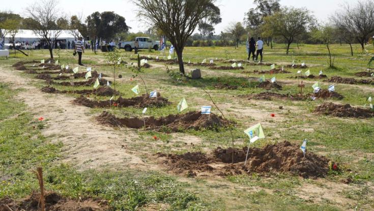 עצים במקום חיים: משפחות נופלי הנובה הגיעו לזירת הרצח