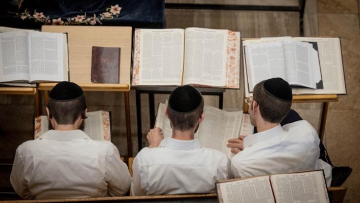 תלמידי ישיבה יידו בקבוקי תבערה על מבנים במאה שערים - ונעצרו