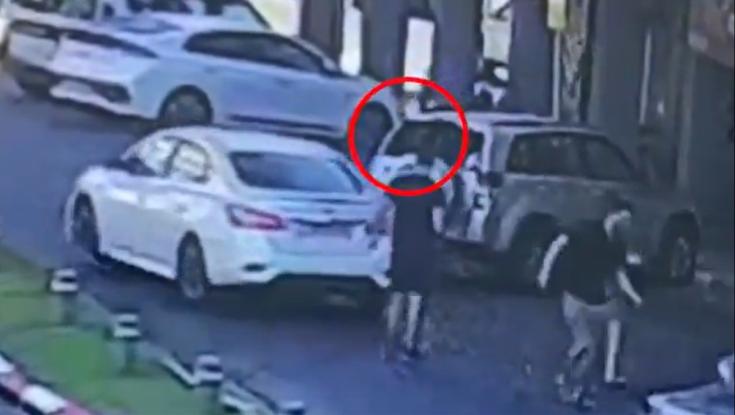 אירוע חריג בהרצליה: איים במצ'טה על עוברי אורח ונורה